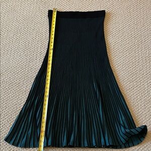 Elegant dark green and Teal Pleated Skirt